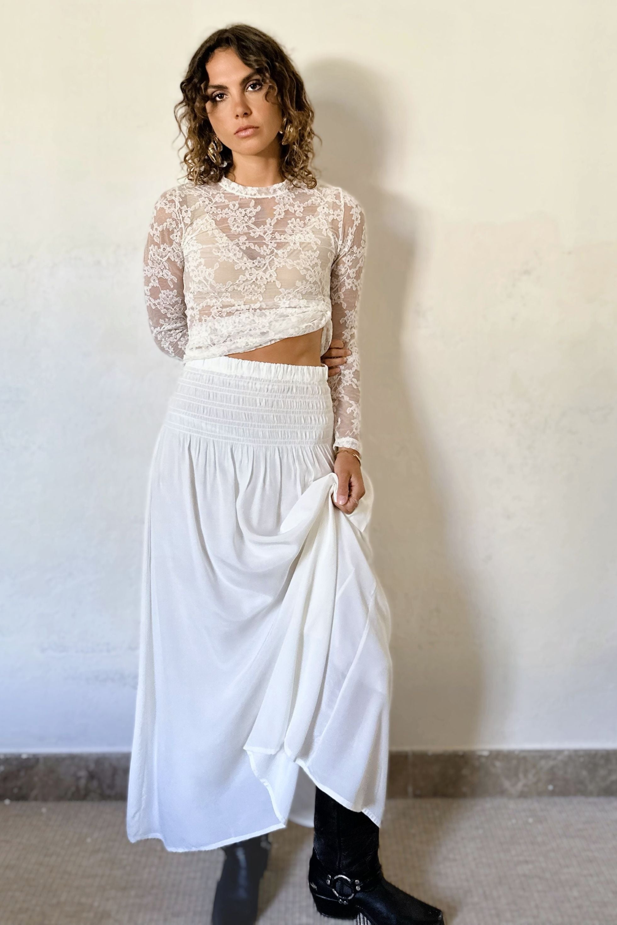 KIARA Shirred Skirt –White – kimosabiworld.com