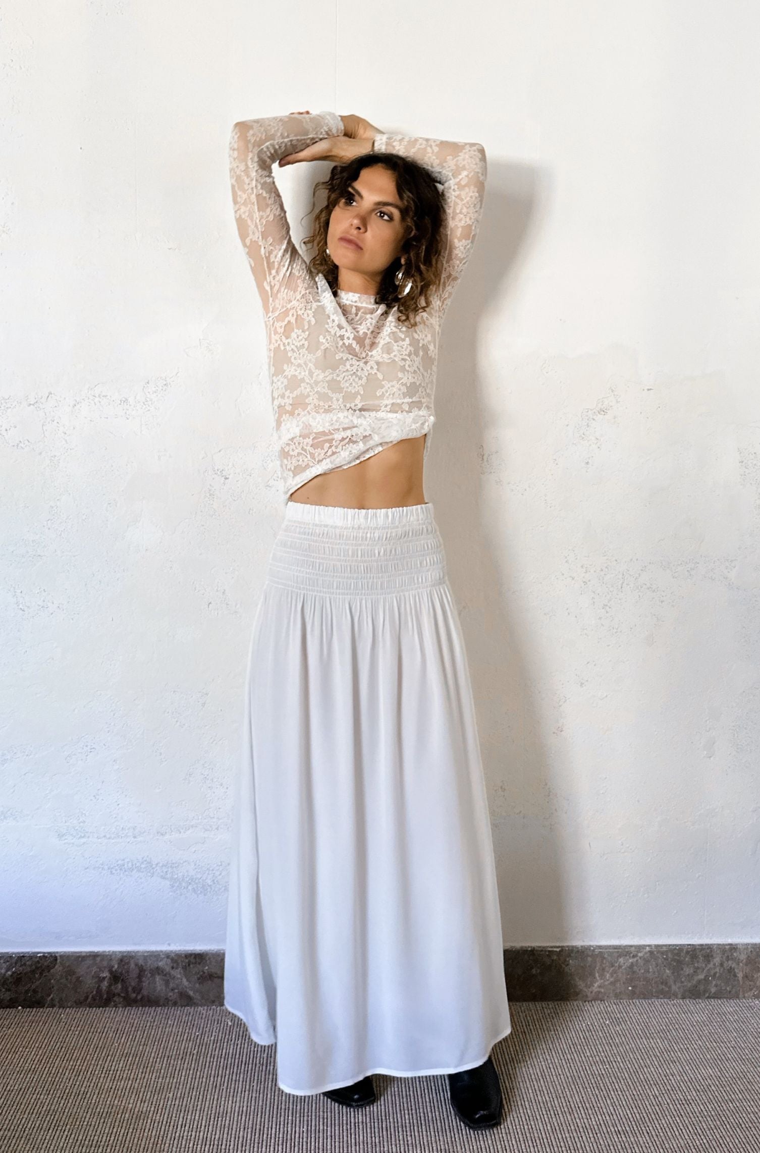 KIARA Shirred Skirt –White – kimosabiworld.com