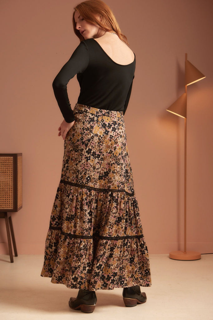 LOLA Floral Dress Outfit - Noir Bloom - kimosabiworld.com