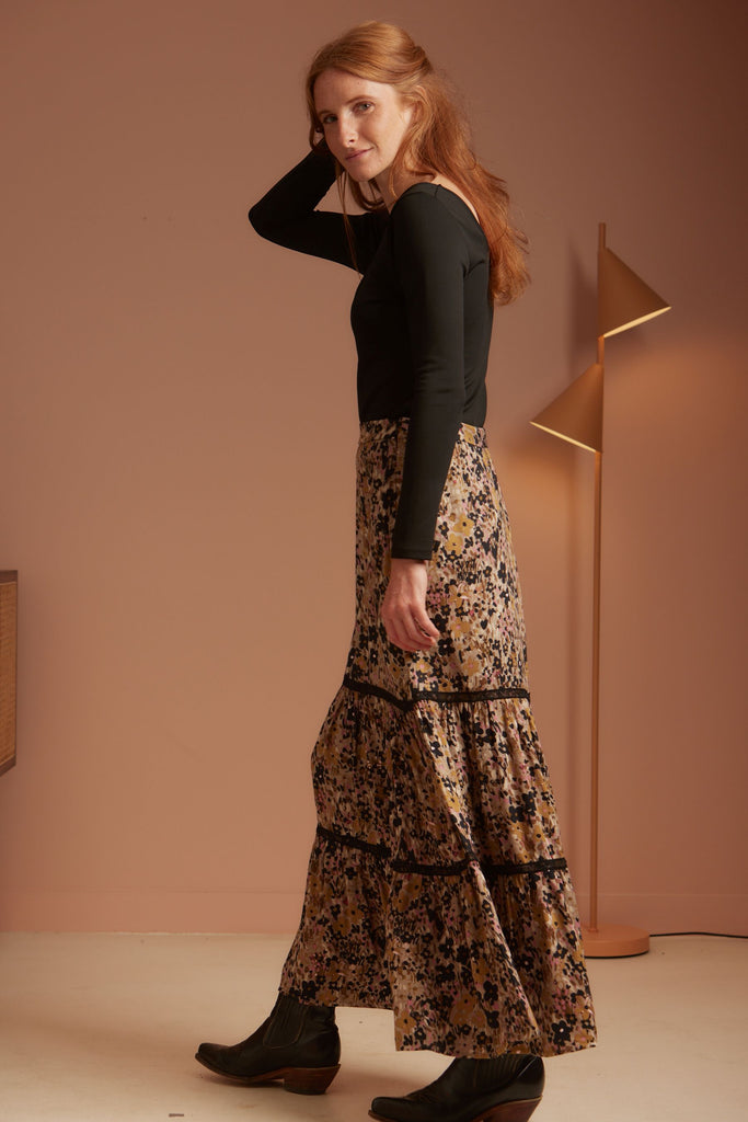 LOLA Floral Dress Outfit - Noir Bloom - kimosabiworld.com