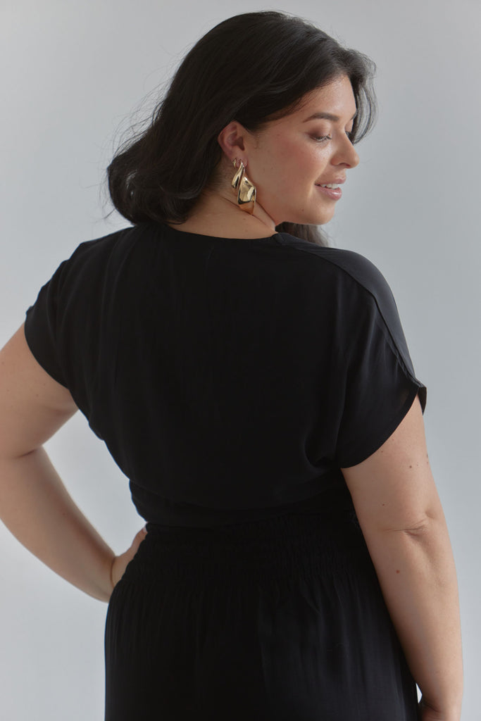 SERENA Shirred Dress - Black - kimosabiworld.com